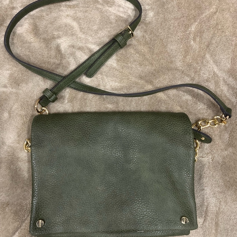 Elegant Green Leather Crossbody Bag